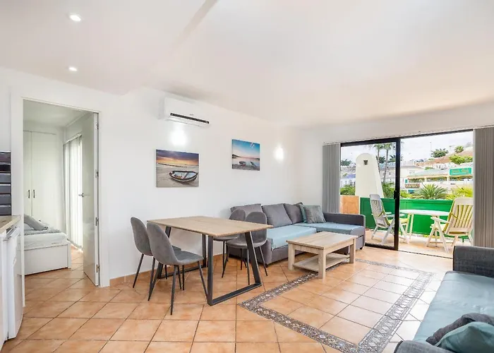 Sunny Jk Mareverde Fanabe * Costa Adeje (Tenerife)